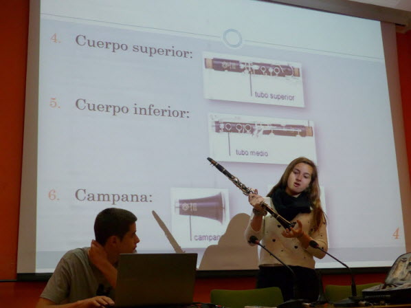 Showing the clarinet